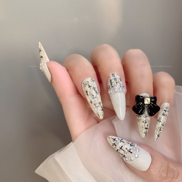 Luxury Nail Patches – Solid Color Tweed & Bow Tips