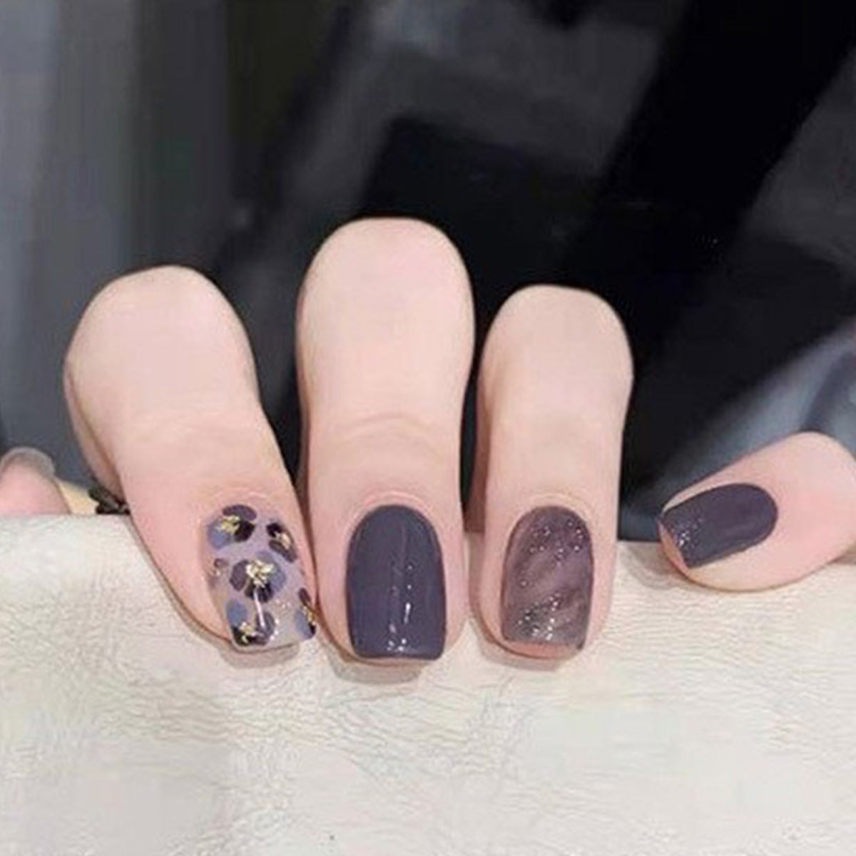 Almond Wear Nails - Simple Glossy Fake Nail Tips