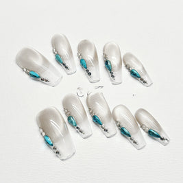 Professional Nail Set - 10PC White Ladder Design