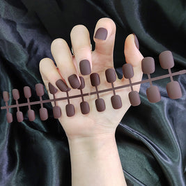 Starry Sky Matte Nails - Short Round Fake Nail Set