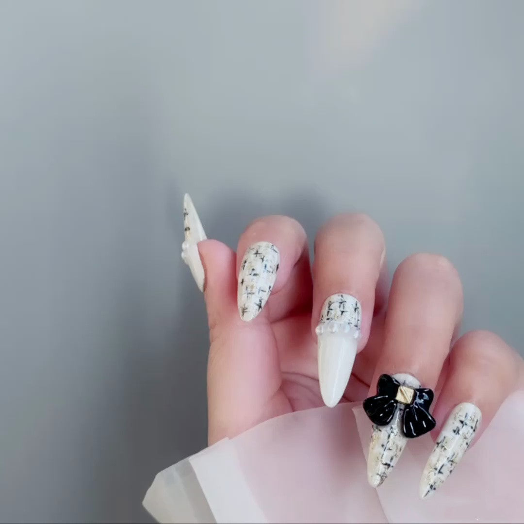 Luxury Nail Patches – Solid Color Tweed & Bow Tips