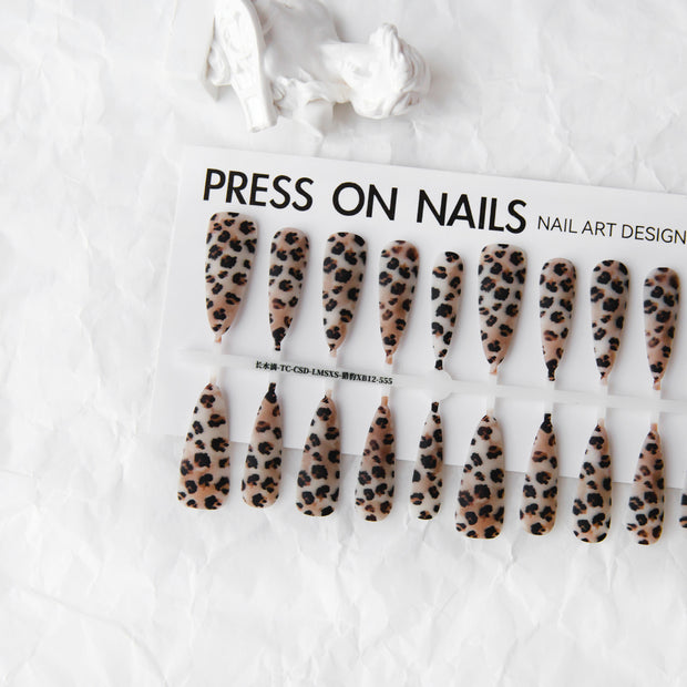 Leopard Print French Nails – European & American Wave Design
