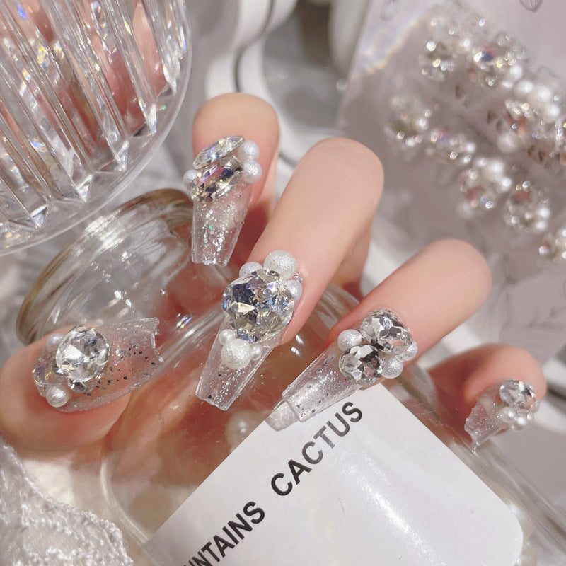 Wear-Resistant Nail Art - Flashy Rhinestone Manicure
