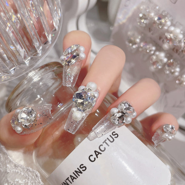Wear-Resistant Nail Art - Flashy Rhinestone Manicure
