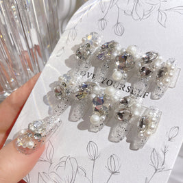 Wear-Resistant Nail Art - Flashy Rhinestone Manicure