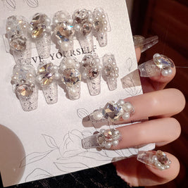 Wear-Resistant Nail Art - Flashy Rhinestone Manicure