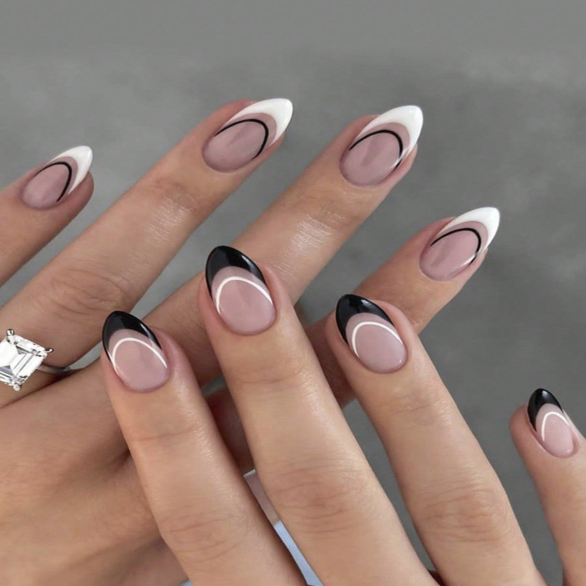 Almond Wear Nails - Simple Glossy Fake Nail Tips